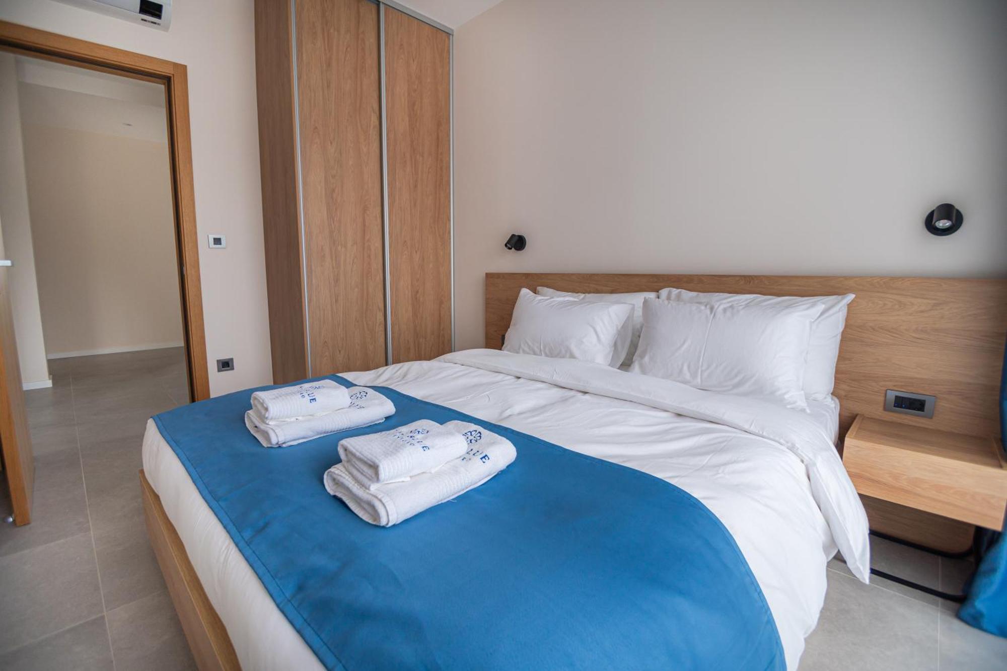 Royal Blue Resort & Residences Kavac Экстерьер фото
